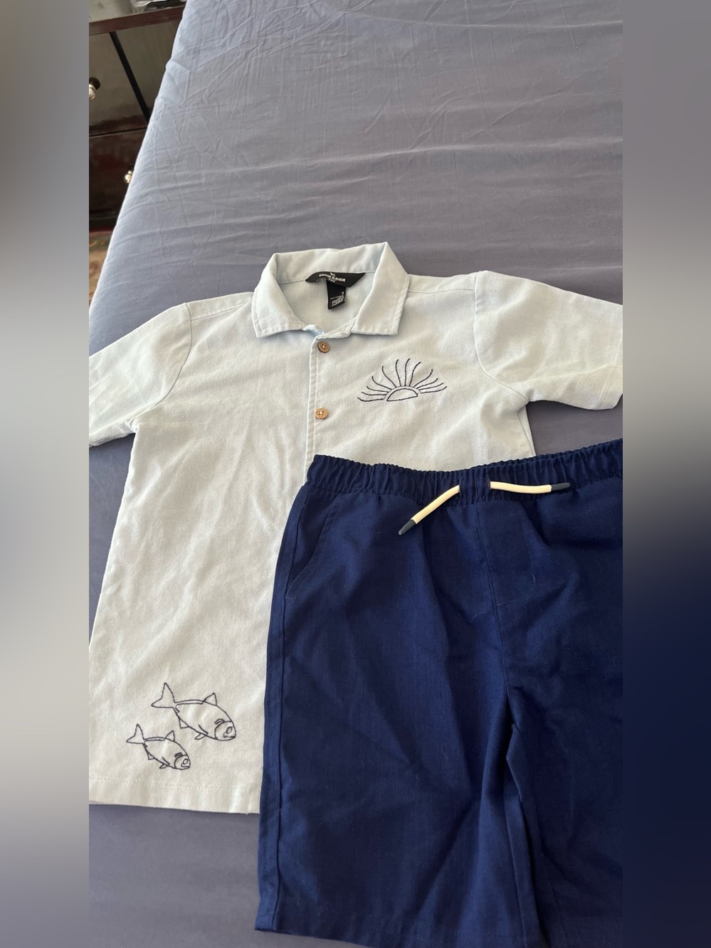 Eddie Bauer Light Blue Embroidered Shirt & short for boys size 7